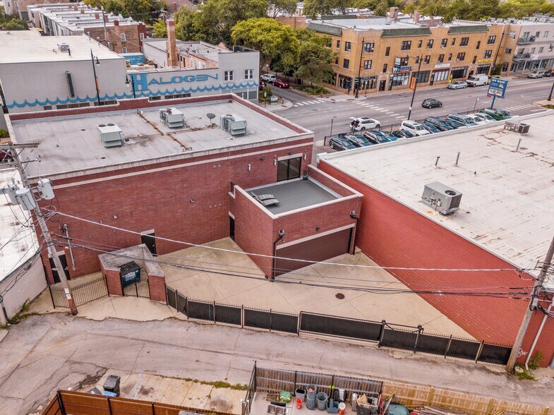 More Photos Of 4650-52 Lawrence, Chicago Office For Sale