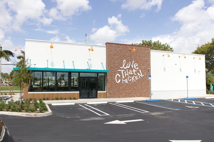 More Photos Of 9490 W Okeechobee Rd, Hialeah Gardens Fast Food For Sale