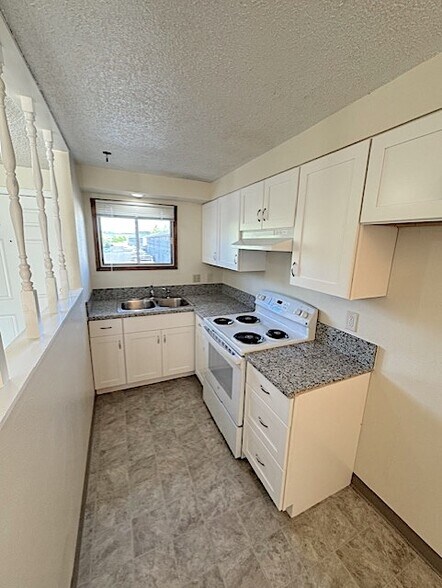 More Photos Of 1250 SW E Ave, Corvallis Apartments For Sale