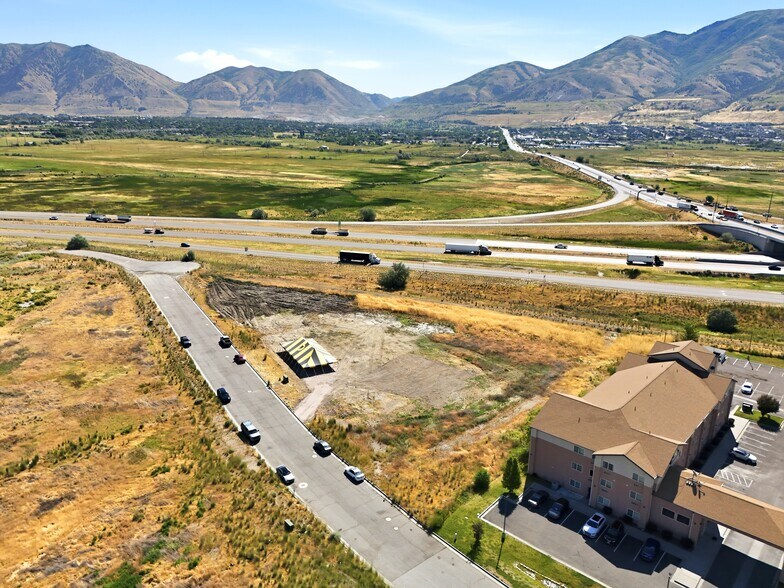 More Photos Of 995 S 1600, Perry Land For Lease
