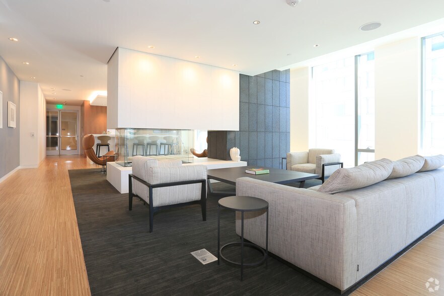 More Photos Of 399 Fremont St, San Francisco Apartments For Lease