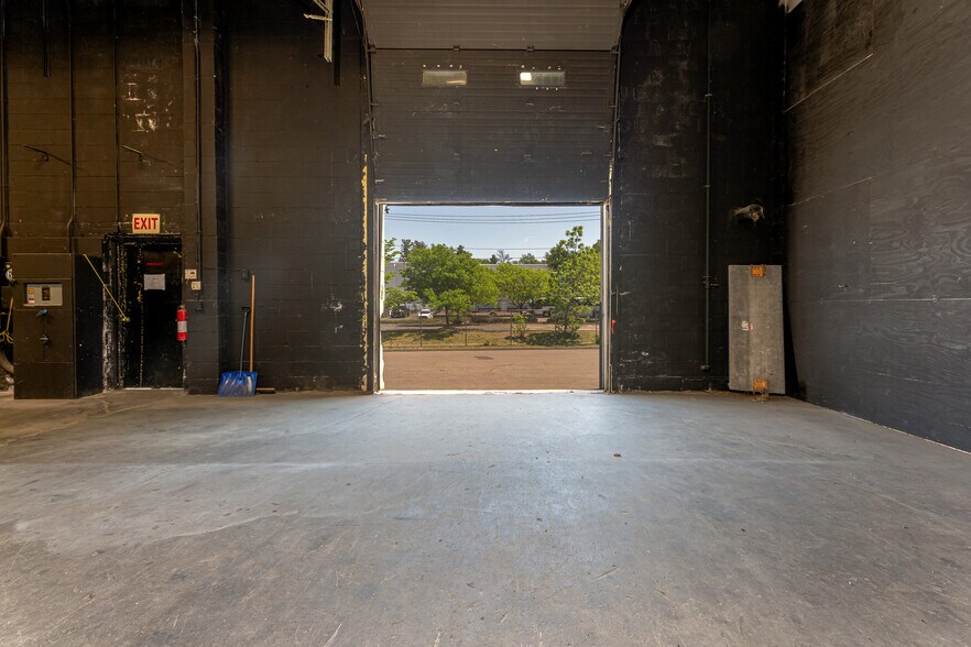 More Photos Of 131 Leeder Hill Dr, Hamden Warehouse For Sale
