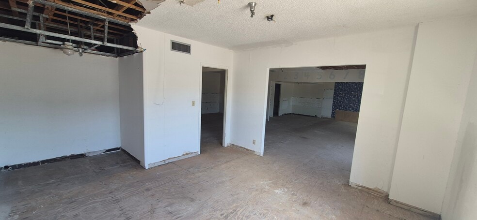 More Photos Of 7789 131st St, Seminole Office For Sale