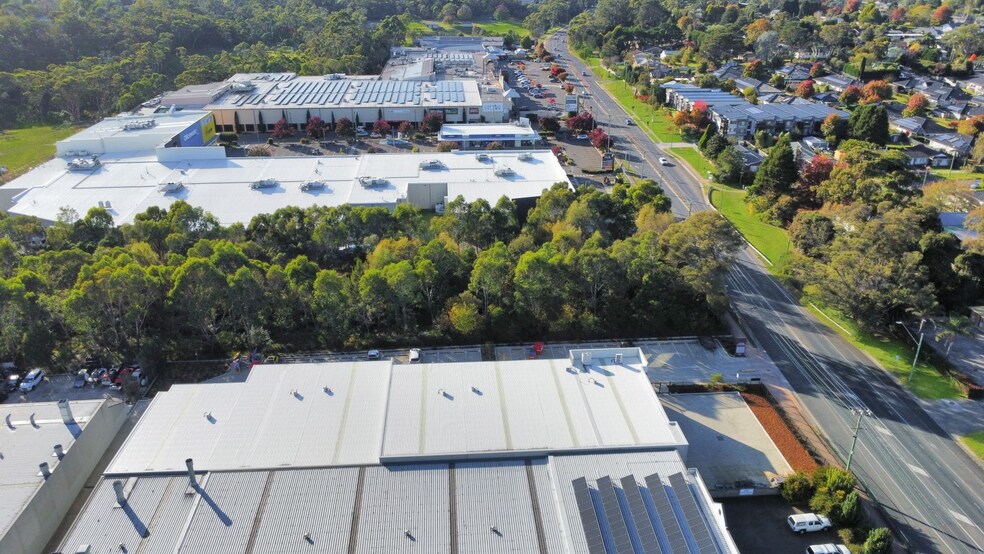 More Photos Of 221-223 Old Hume Hwy, Mittagong Showroom For Lease