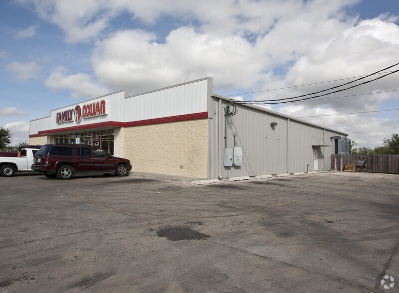 More Photos Of 3724 Buddy Owens Boulevard, McAllen Freestanding For Sale