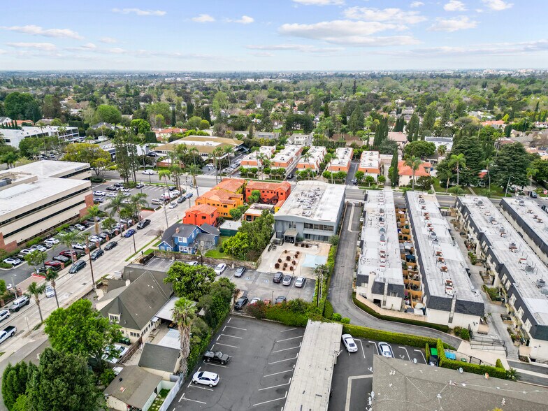 More Photos Of 2215 N Broadway, Santa Ana Medical For Sale