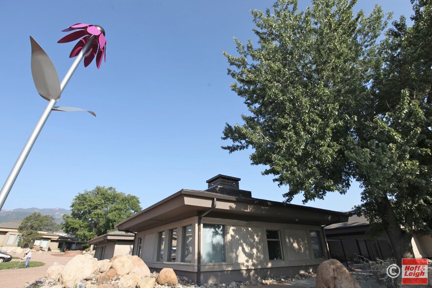 More Photos Of 1753 S 8th St, Colorado Springs Office For Lease