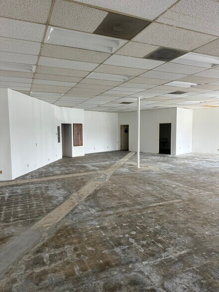 More Photos Of 1302 Sepulveda Blvd, Harbor City Unknown For Lease
