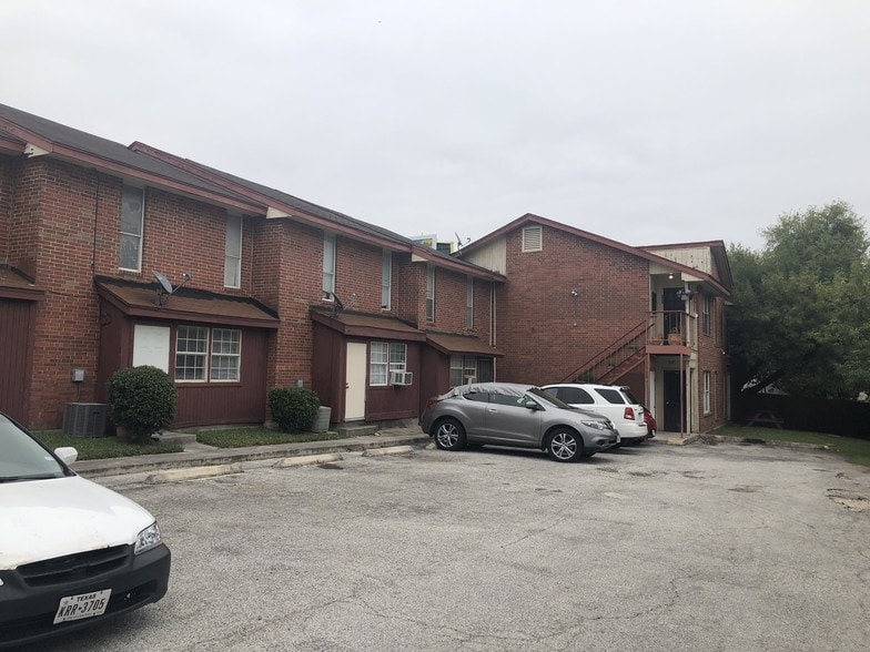 More Photos Of 1020 Jackson Keller Rd, San Antonio Apartments For Sale