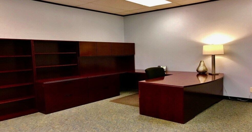 More Photos Of 430 Highway 6 S, Houston Medical For Lease