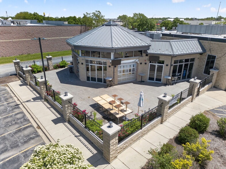 More Photos Of 3151 Voyager Ln, Joliet Restaurant For Sale