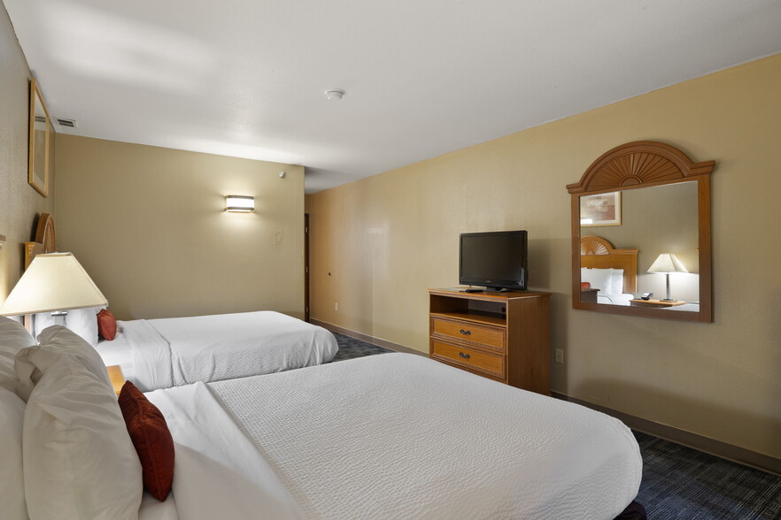 More Photos Of 1301 W Expressway 83, Pharr Hotel For Sale