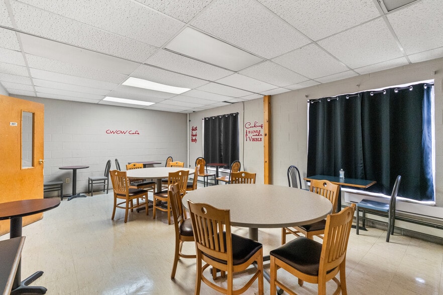 More Photos Of 6202 Dupont St, Flint Religious Facility For Sale