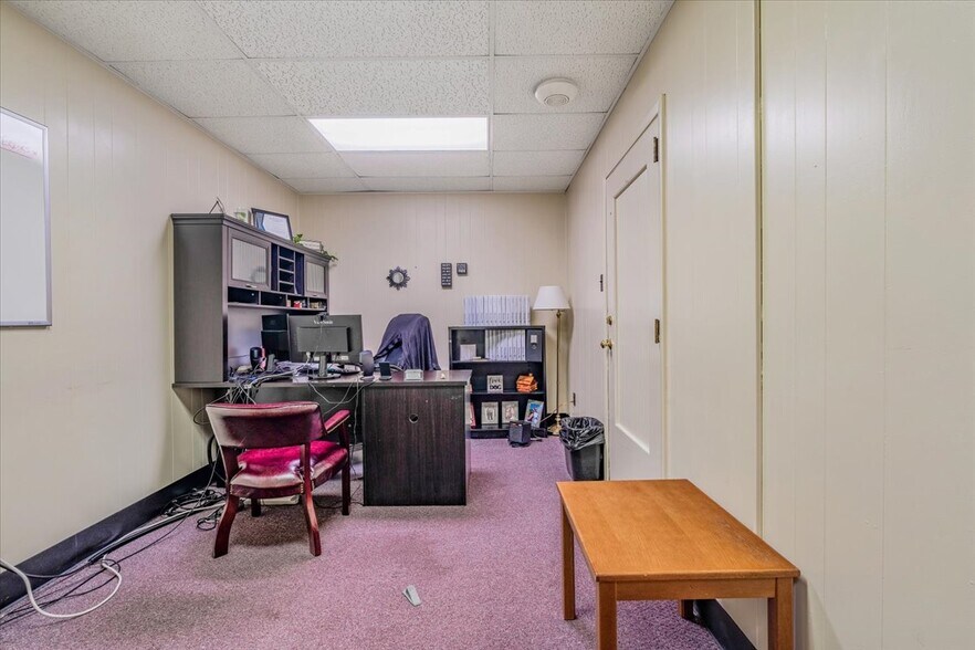 More Photos Of 723 Braddock Ave, Braddock Office For Sale