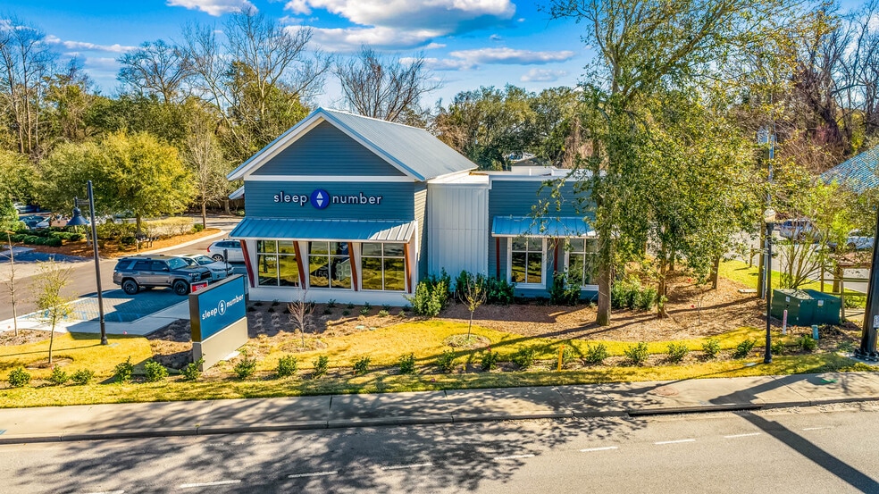 Primary Photo Of 1767 N Highway 17, Mount Pleasant Storefront For Sale