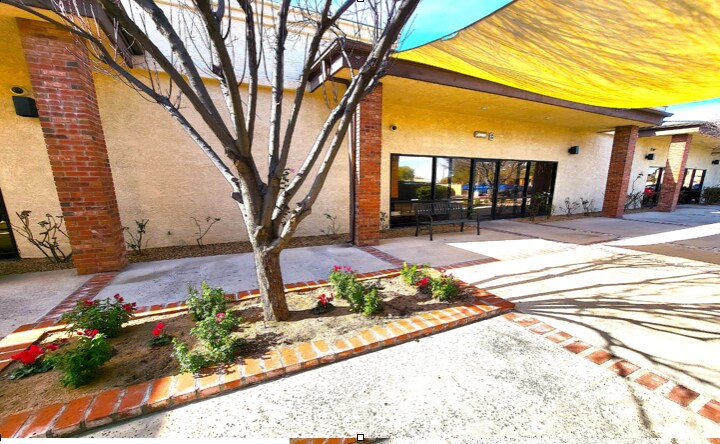 More Photos Of 2065 E Sahara Ave, Las Vegas Office For Sale