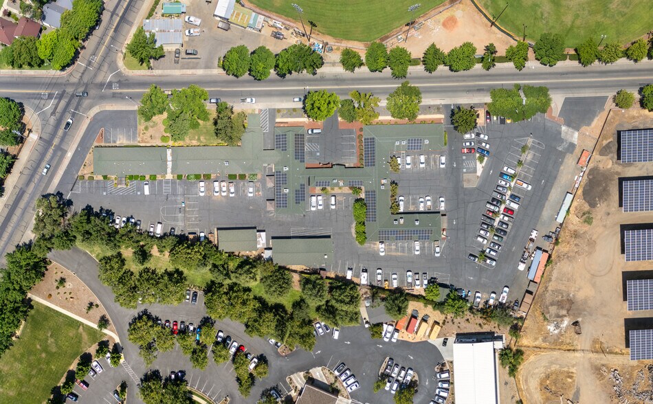 More Photos Of 865 Mitchell Ave, Oroville Office For Sale