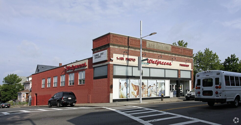 More Photos Of 585 Washington St, Boston Freestanding For Lease