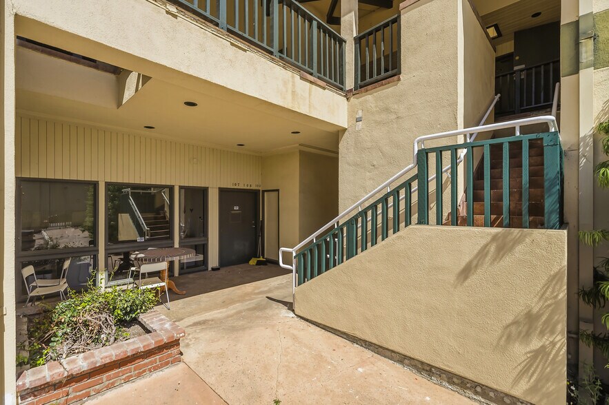 More Photos Of 5375 Industrial Dr, Huntington Beach Light Distribution For Sale