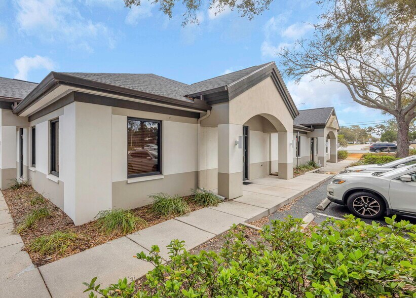 More Photos Of 2346 Drew St, Clearwater Office For Sale