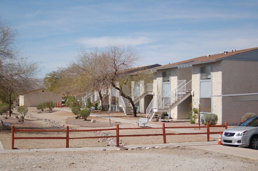 Primary Photo Of 1770 Arriba Dr, Bullhead City Apartments For Sale