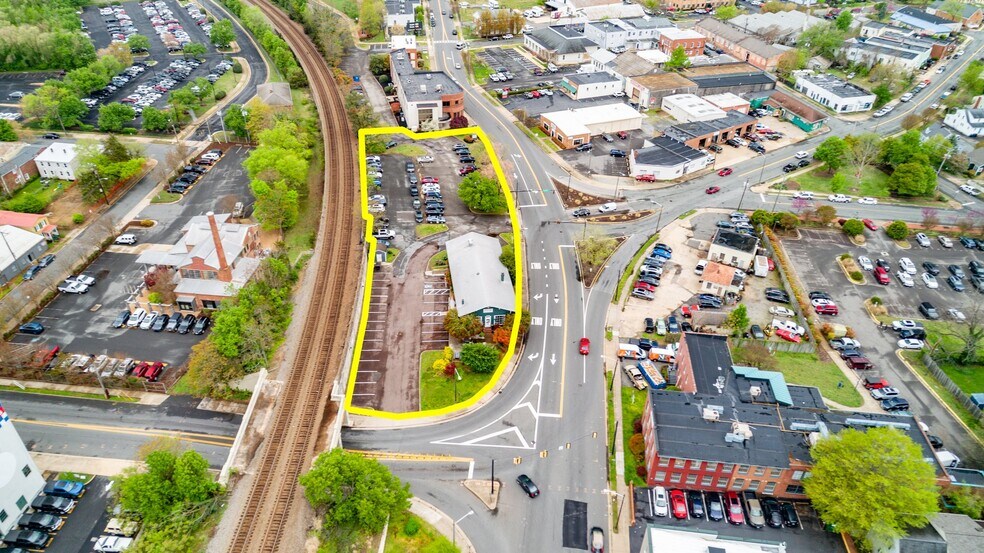 More Photos Of 406 Lafayette Blvd, Fredericksburg Restaurant For Sale