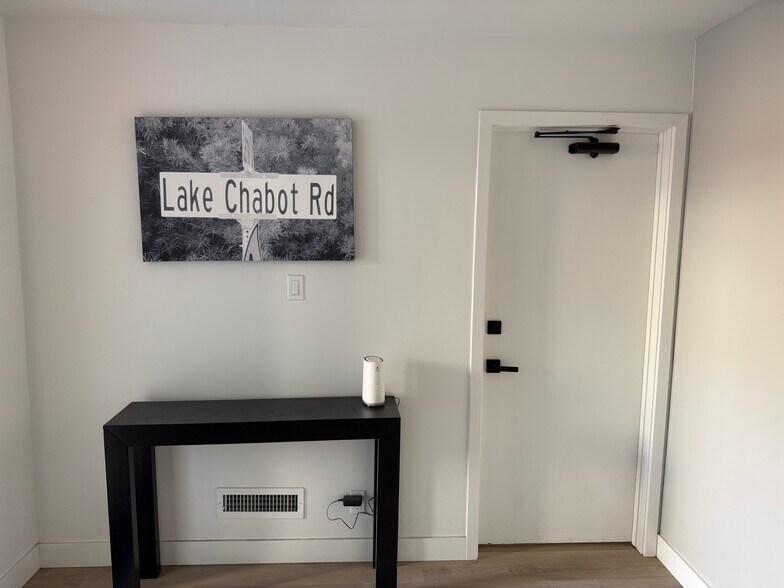 More Photos Of 19830 Lake Chabot Rd, Castro Valley Medical For Lease