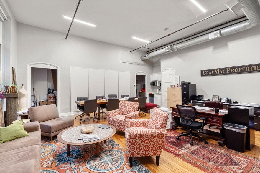 More Photos Of 24 Cambridge St, Charlestown Loft Creative Space For Sale