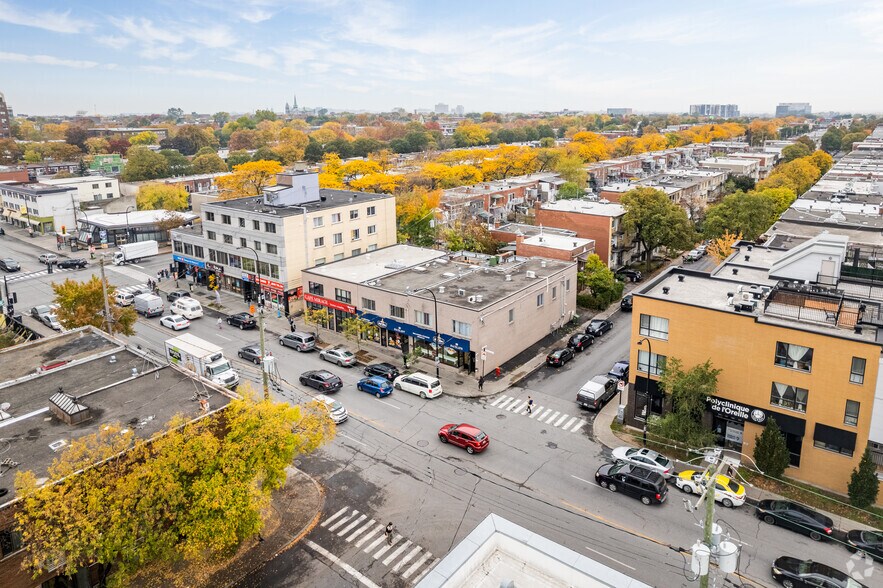 More Photos Of 1865-1867 Rue Jean-Talon E, Montréal Storefront Retail Residential For Sale