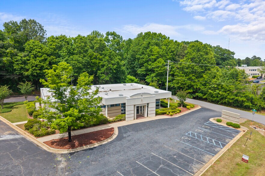 More Photos Of 440 Hillcrest Dr, Commerce Medical For Lease