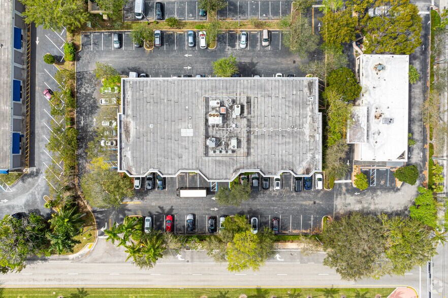 More Photos Of 4577 N Nob Hill Rd, Sunrise Office For Lease