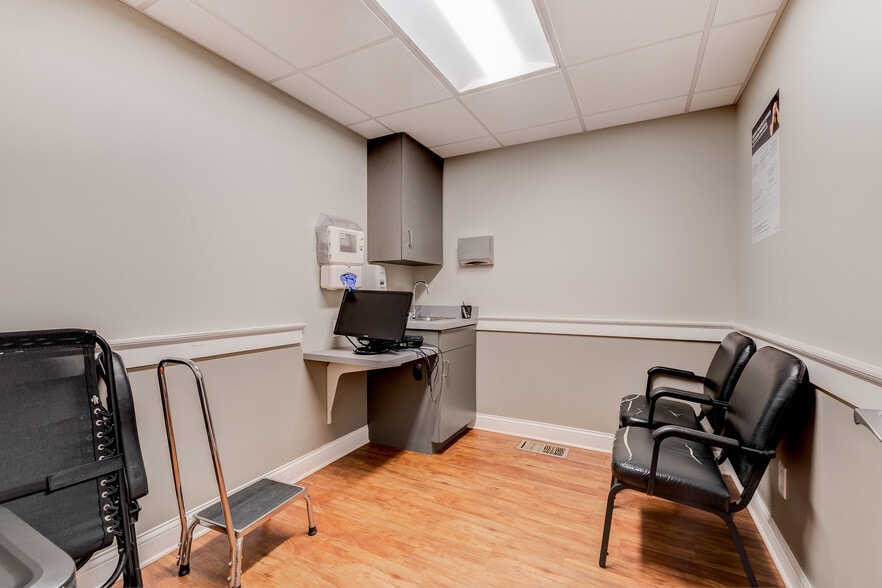 More Photos Of 2824 Mack Rd, Fairfield Loft Creative Space For Sale