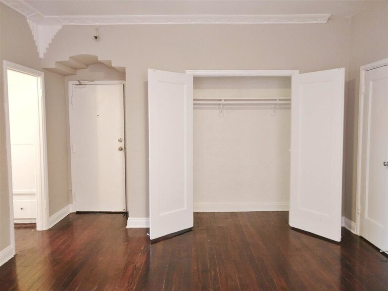 More Photos Of 745 S Normandie Ave, Los Angeles Apartments For Sale
