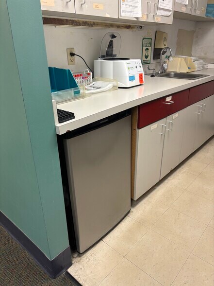 More Photos Of 1996 Centre St, West Roxbury Medical For Lease