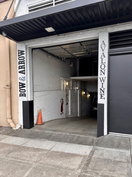 More Photos Of 3115 NE Sandy Blvd, Portland Loft Creative Space For Lease