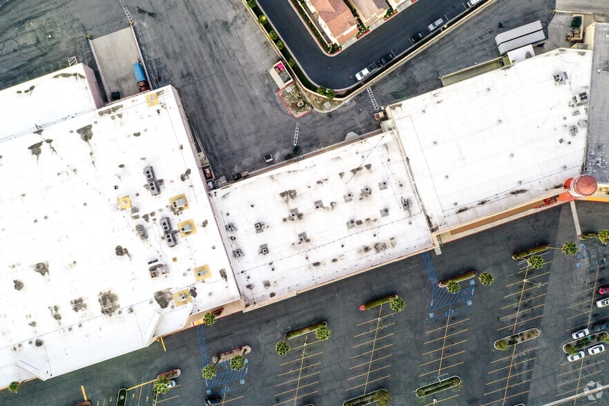 More Photos Of 700-784 N Main St, Corona Unknown For Lease