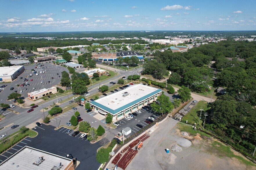 More Photos Of 2504 Mccain Blvd, North Little Rock Office For Lease