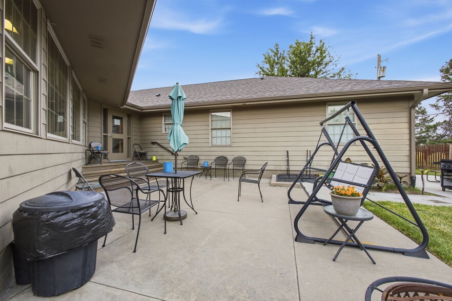 More Photos Of 437 Jefferson Rd, Fremont Shelter For Sale