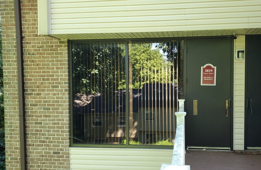 More Photos Of 3821-3859 Farragut Ave, Kensington Office For Sale
