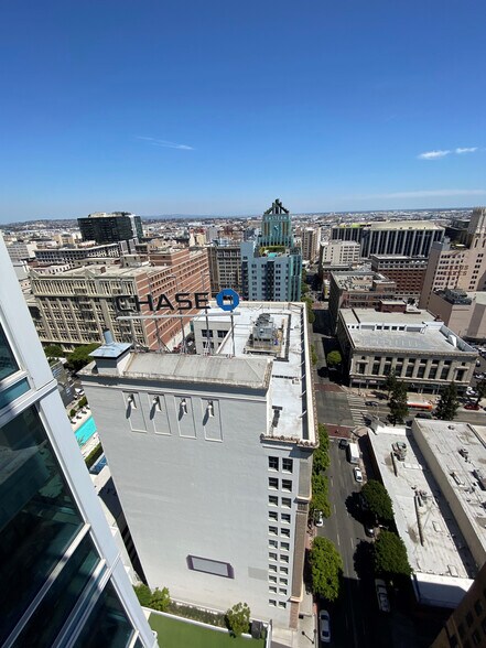 More Photos Of 855 S Hill St, Los Angeles Office For Lease