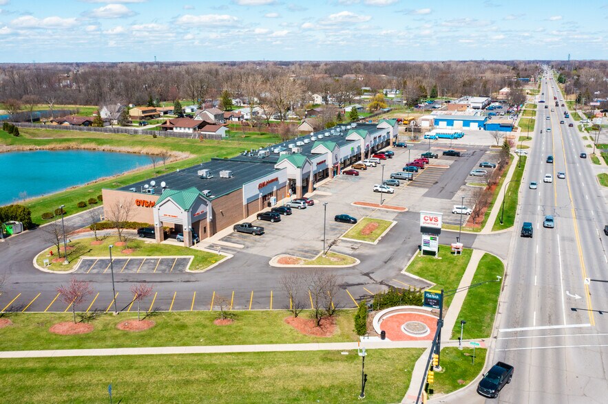 More Photos Of 26842-27000 Telegraph Rd, Flat Rock Storefront For Lease