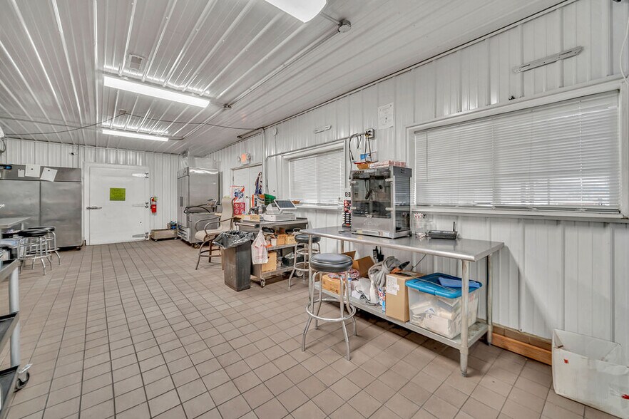 More Photos Of 602 Clark St, Utica Restaurant For Sale