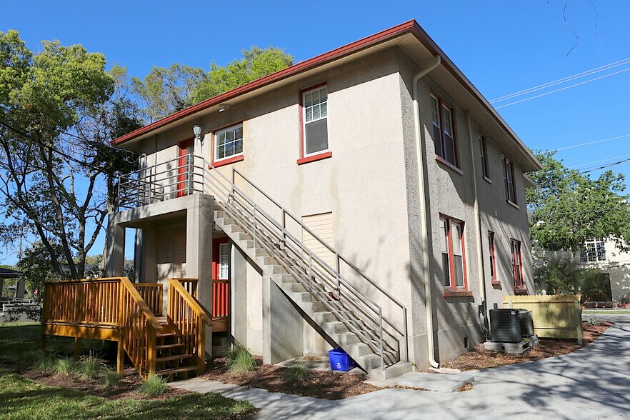 More Photos Of 78 Riberia St, Saint Augustine Specialty For Sale