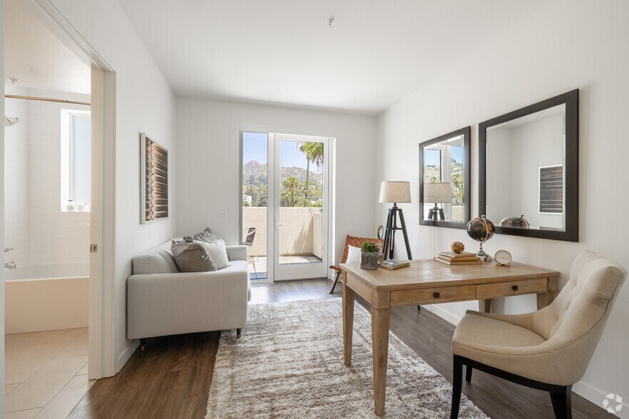 More Photos Of 7520-7566 W Sunset Blvd, Los Angeles Apartments For Lease