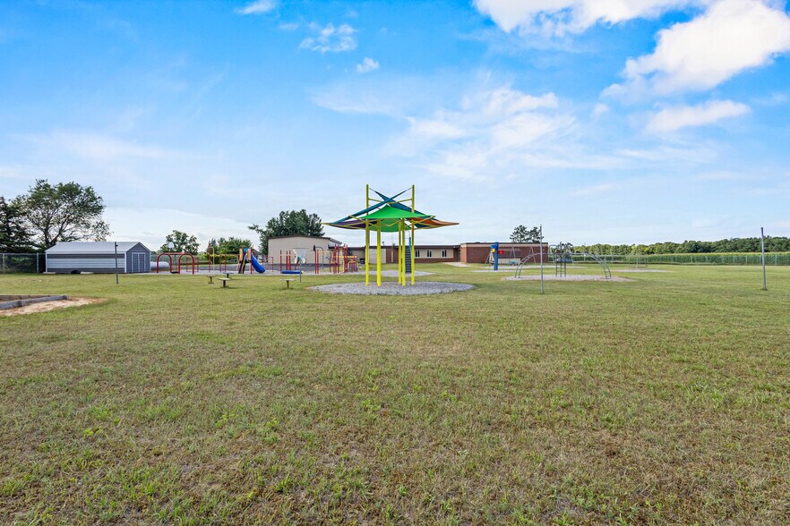 More Photos Of W11195 WI-127, Portage Schools For Sale