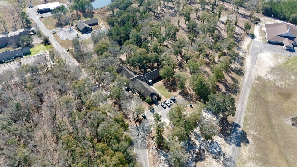 More Photos Of 100 W Lake Professional Park, Geneva Assisted Living For Sale