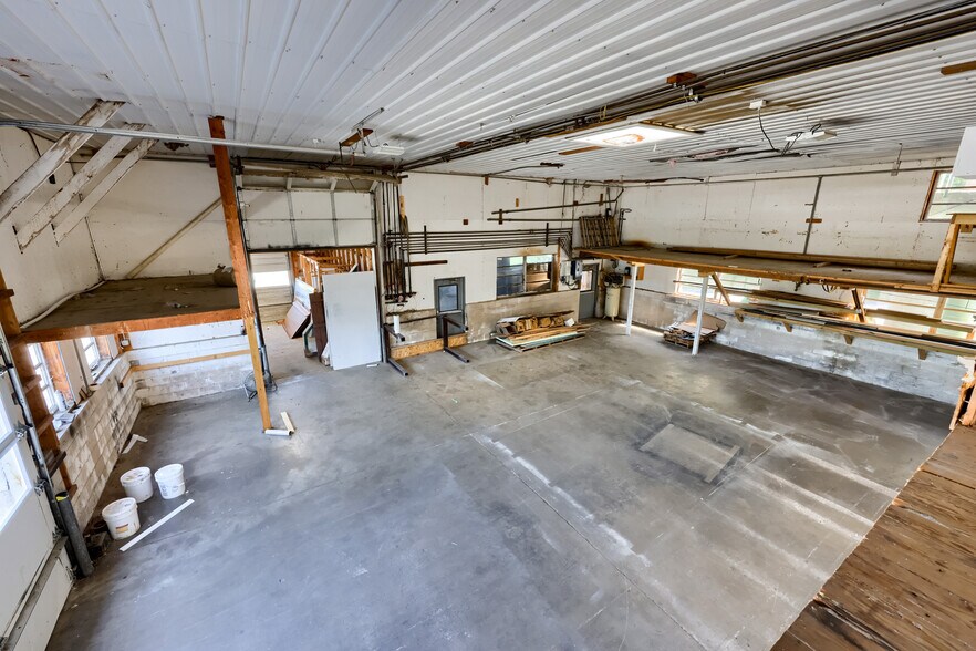 More Photos Of 197 Pencroft Dr N, Holtwood Industrial For Sale