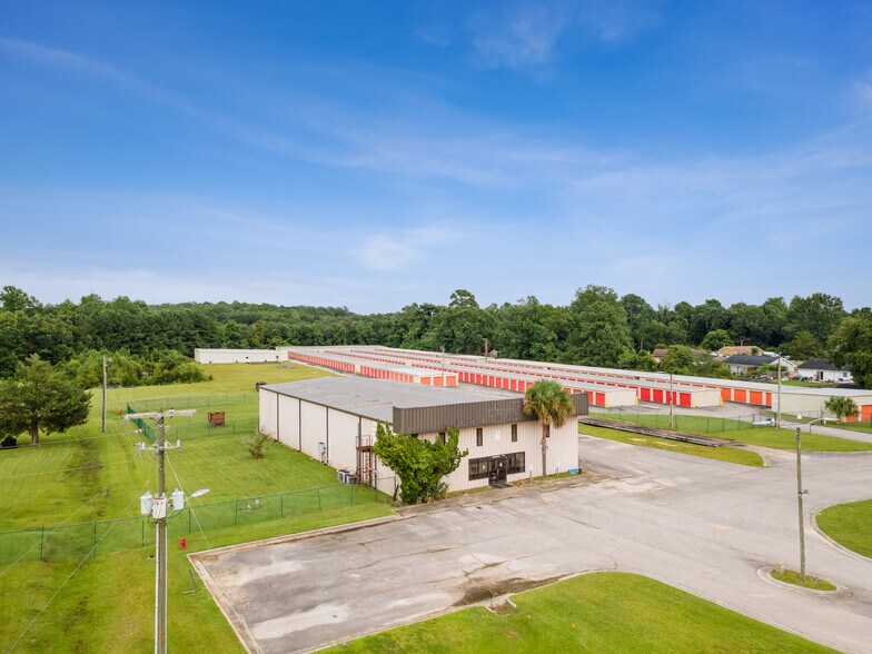 More Photos Of 1197 Piney Green Rd, Jacksonville Auto Repair For Lease