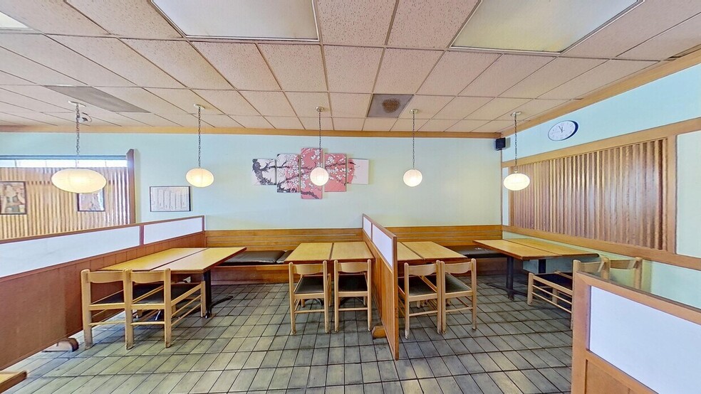 More Photos Of 15460-15508 S Western Ave, Gardena Unknown For Lease