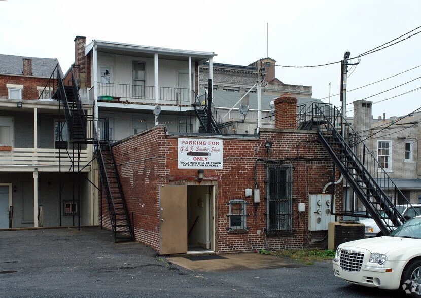 More Photos Of 960 W Hamilton St, Allentown Storefront Retail Residential For Lease